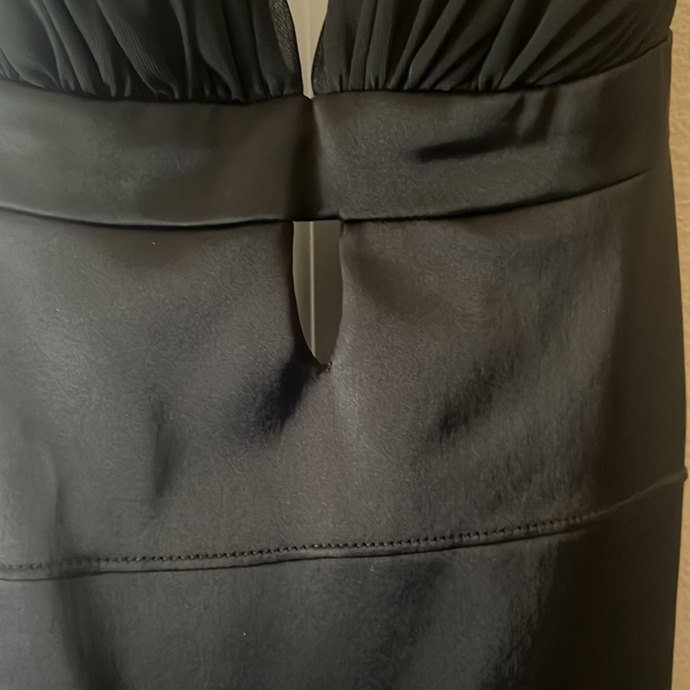 Dress - Picture 3 of 6